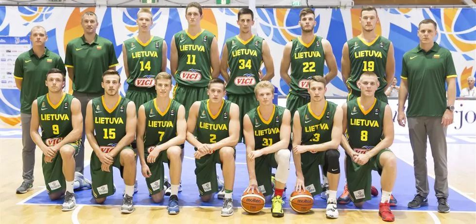 西甲战报：博耶点射制胜，阿拉维斯1-0险胜皇家社会（西甲：博耶点球制胜，阿拉维斯1-0力克皇家社会）