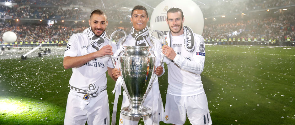 东契奇&詹姆斯半场合砍36分，无奈湖人丢70分落后12分（东契奇+詹姆斯半场36分仍难救主，湖人半场被轰70落后12分）