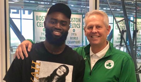 广厦男篮末节逆转战胜北京（末节发力广厦男篮逆转击败北京队）