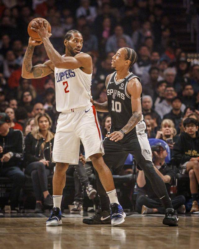 将他余生绑在滔搏！TES官方：与队内中单Creme续约（TES官宣：与中单Creme续约，未来继续为滔搏效力）