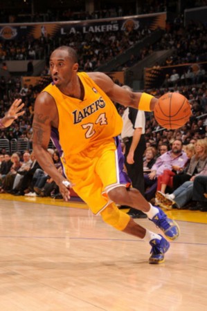 意甲前瞻：罗马防守固若金汤，那不勒斯目前伤兵满营（意甲前瞻：罗马后防稳如磐石，那不勒斯伤情严重）