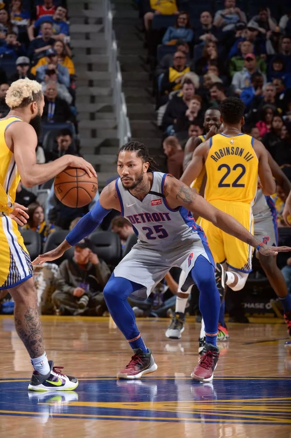 胡尔克谈转会传闻：媒体谈论的比我自己知道的还多（胡尔克回应转会传闻：媒体说得比我还多）