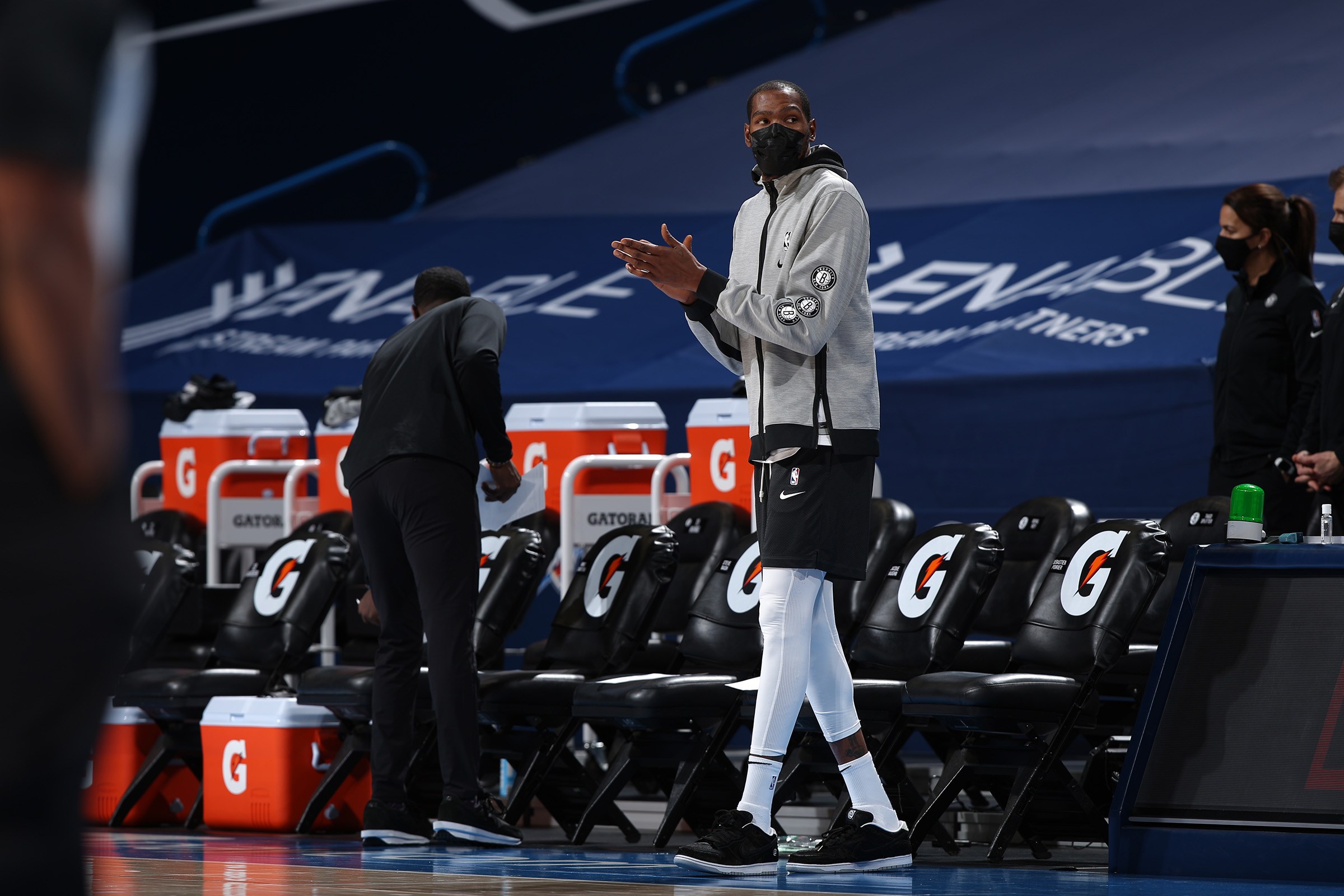 武磊：夺冠须要感谢球迷们，三连冠是对他们最好的回报（武磊：感谢球迷助力夺冠，三连冠是最好的回馈）